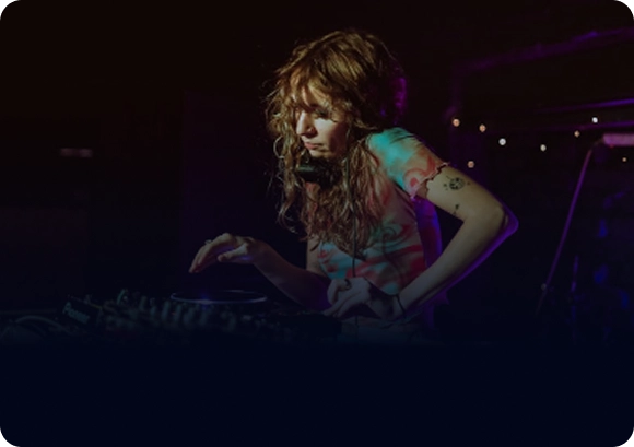 Crafting Professional Remixes and Bootlegs for DJs